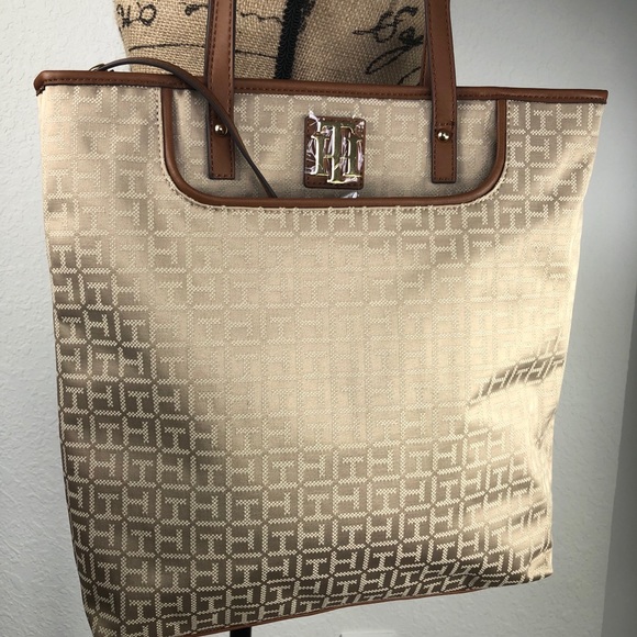 NEW Tommy Hilfiger Monogram TH Tote Bag - Picture 8 of 10